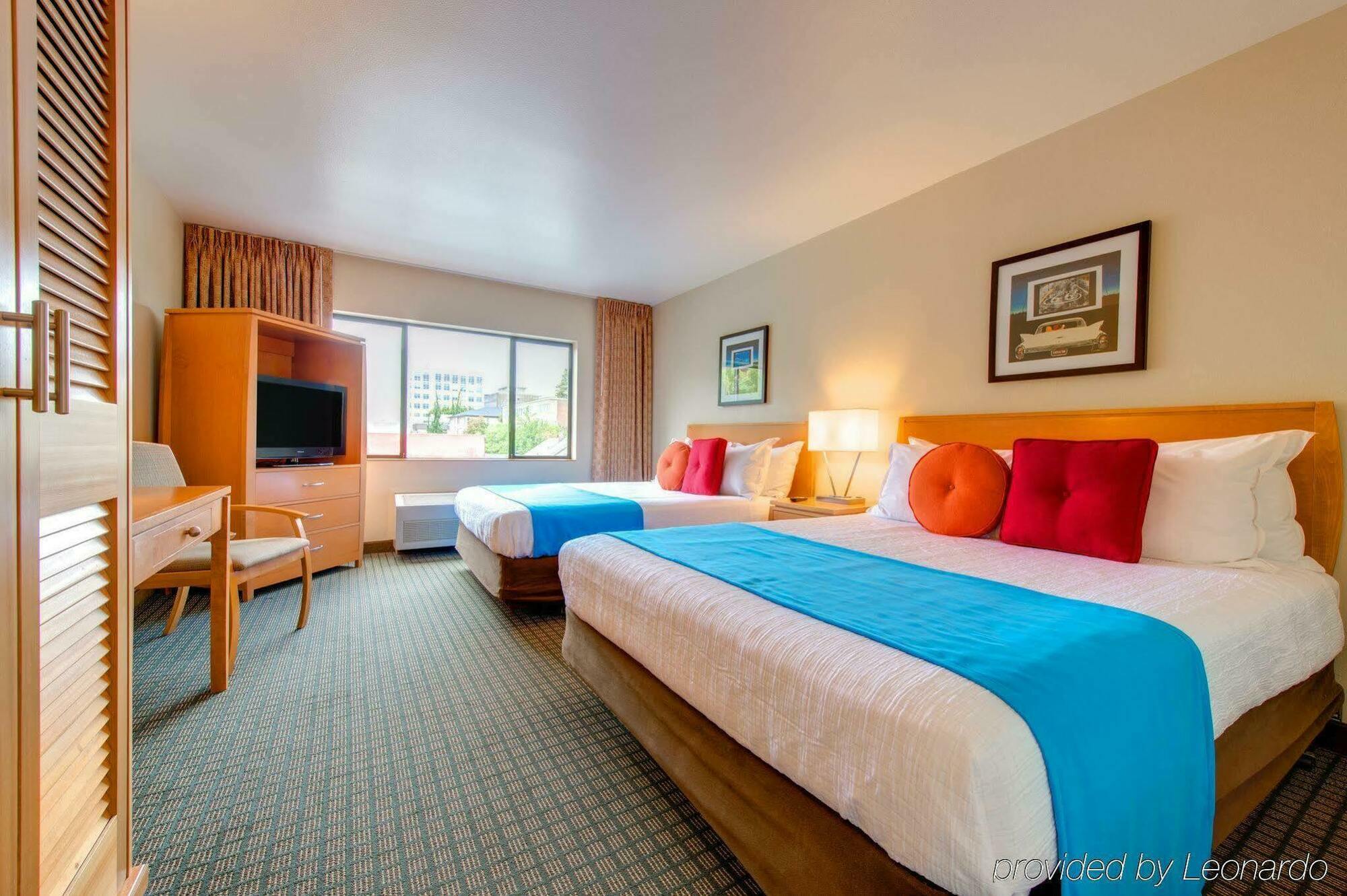 Staypineapple, University Inn, University District Seattle Zewnętrze zdjęcie